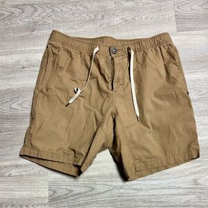 Vuori Men's Khaki Ripstop Shorts